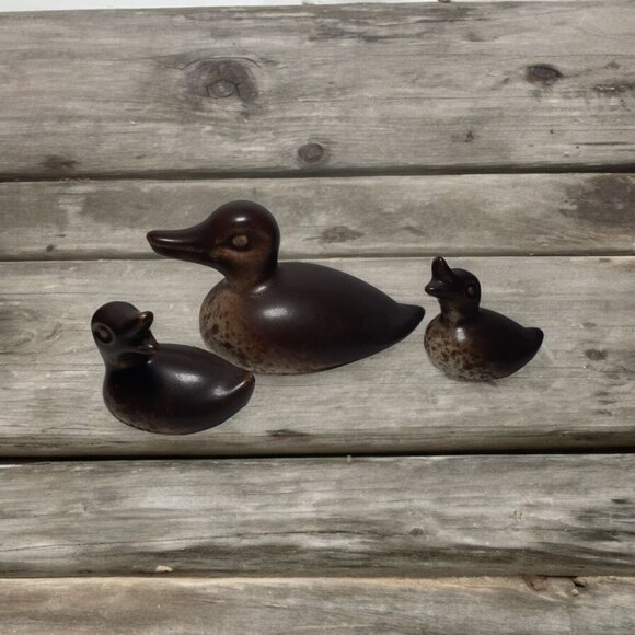 Howard Pierce Ducks Mama and Ducklings Brown Spotted 3 pc California Pottery - Picture 2 of 15